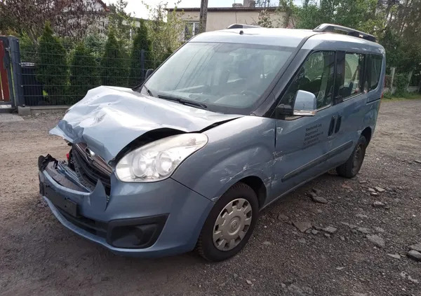 opel Opel Combo cena 9399 przebieg: 212000, rok produkcji 2012 z Ogrodzieniec